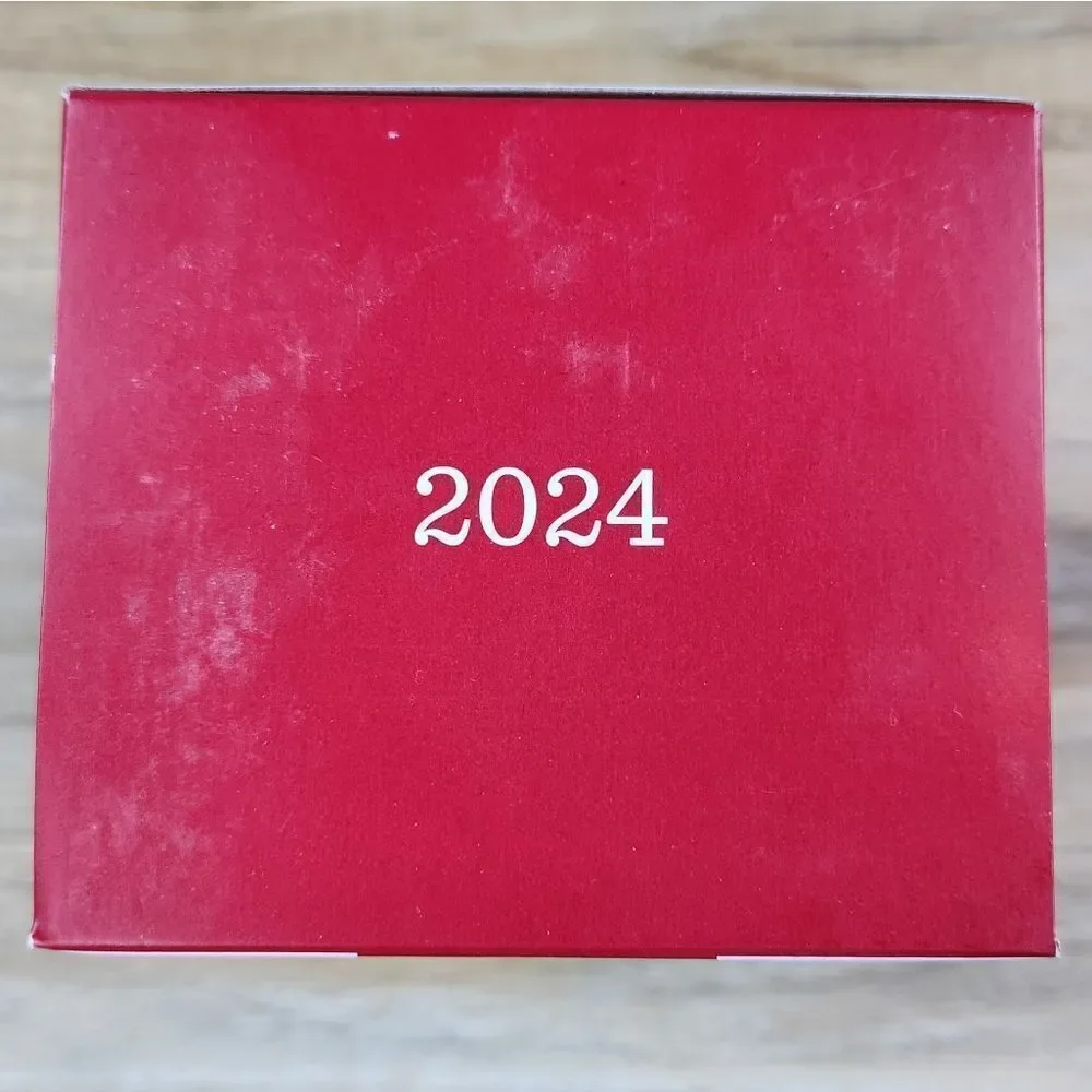 Hallmark 52 42